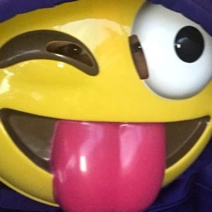 Meet your Posher, Carrie